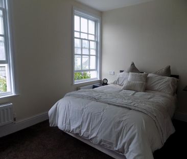 5 bedroom terraced house to rent - Photo 1