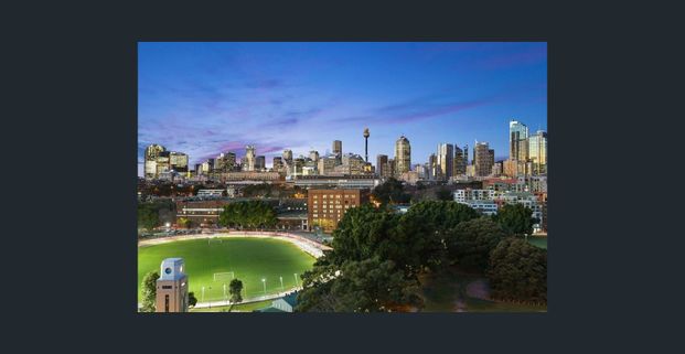 Cosy 12th-Floor Apartment with Spectacular City Views - Photo 1