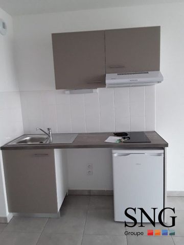 T2 AVEC TERASSE ET PARKING - Photo 2