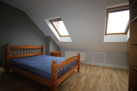 6 Bed Terraced House, Portswood Road, SO17 - Photo 3