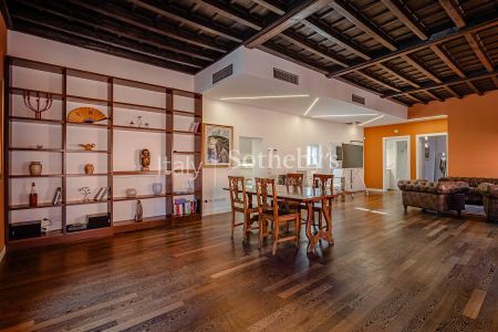 Prestigioso pied-à-terre nel cuore di Milano - Photo 5