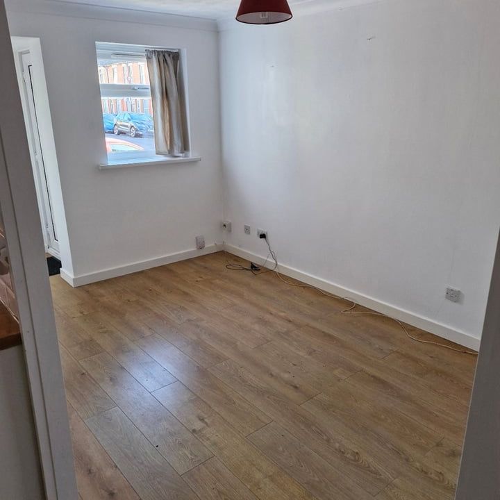 1 Bed Flat, Yarmouth Gardens, SO15 - Photo 1