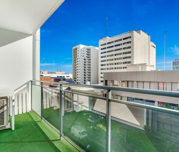 19/101 Murray Street, PERTH - Photo 2