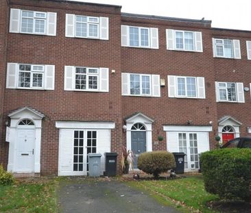 4 Bedroom Mews To Let - Photo 5