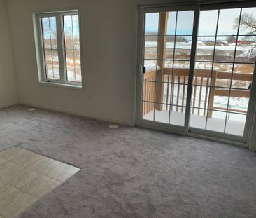 For Lease - 2613 Deputy Minister Path Avenue, Oshawa, Ontario - Photo 3