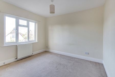 1 bed flat to rent in Sea Road, East Preston, BN16 - Photo 2