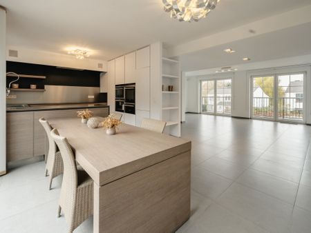 La Hulpe, Waals-Brabant - Foto 2