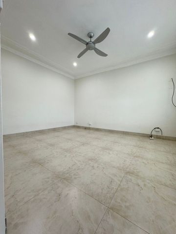 Modern&comma; Spacious Dual-Level Home&excl;&excl; - Photo 2