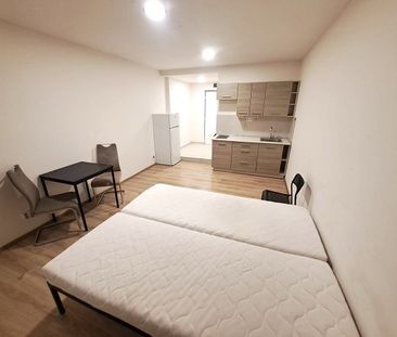 Pronájem bytu 1+kk 27 m² - Photo 1