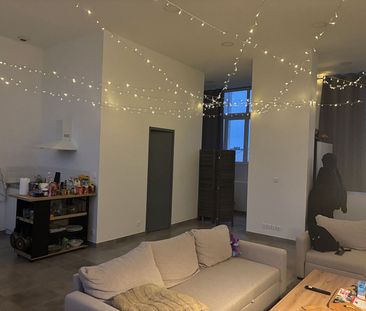 Location Appartement 1 pièce 64m² - Photo 4