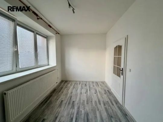 Pronájem bytu 2+1, 74 m - Fotografie 1