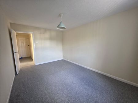 Station Approach, Cheam Road, Ewell, Epsom, KT17 1QL - Photo 2