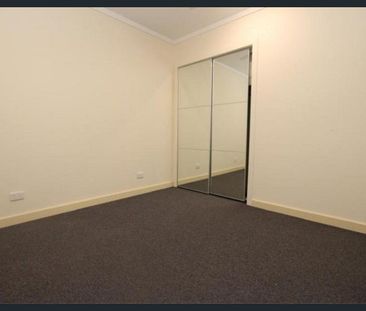 MODERN 1X1 - GREAT LOCATION - Photo 1