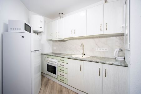 Ref. 7213 Apartment – studio in Torrevieja on the first line of the sea - Photo 3