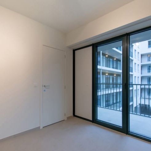 Appartement te huur - Photo 1