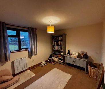 2 bedroom detached bungalow to rent - Photo 3