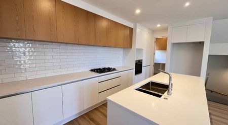 Brand-new 4 Bedroom Townhouse in Rangitoto Zone - Photo 4