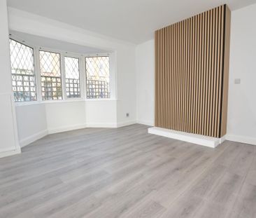 2 bedroom detached bungalow to rent - Photo 3