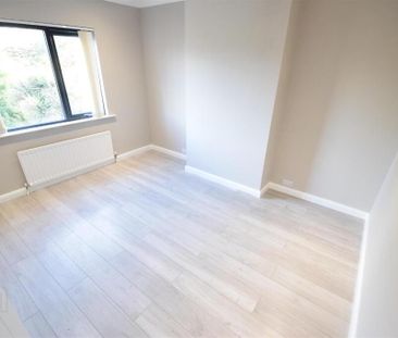 33 Thornleigh Gardens, Bangor, BT20 4NW - Photo 2