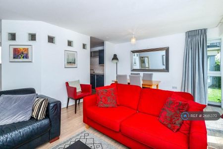 2 bedroom flat to rent - Photo 5