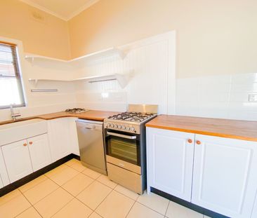 Central East Maitland Gem with Space, Style & Convenience! - Photo 5
