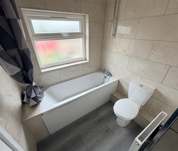 Richmond Road, Atherstone, CV9 - Photo 6
