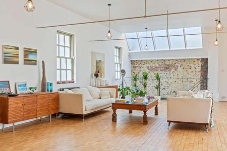 Alice Close, Hove, BN3 - Photo 3