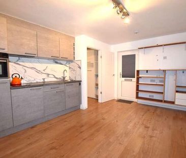 Wainwright, Werrington, Peterborough, PE4 - Photo 3