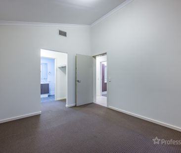 13 Broach Way, Alkimos WA 6038 - Photo 3