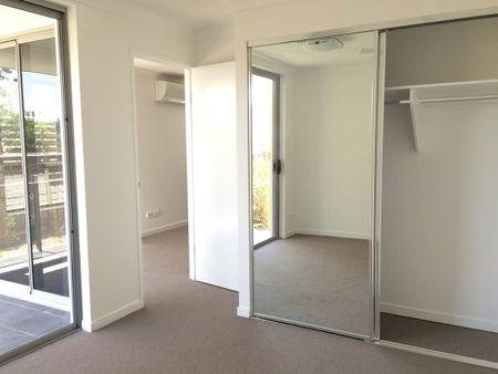 Spacious, Stylish & Secure – Your Ideal Home Awaits in Labrador! - Photo 2