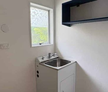 3-Bedroom Family Home in Onerahi - Photo 4