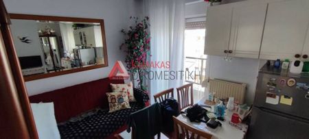 Studio/Γκαρσονιέρα για ενοικίαση Κέντρο (Χαριλάου) - Photo 4