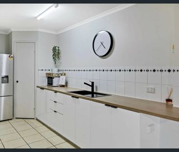 1/39 Hazeltine Court, Maroochydore, Qld 4558 - Photo 4