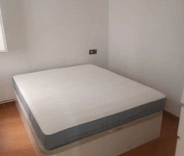 Barcelona - Photo 2