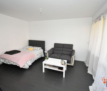 Location Appartement 1 pièce 39m² - Photo 4