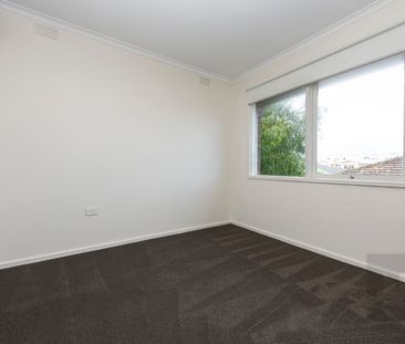 Two Bedroom Apartment - Photo 3