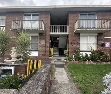 2 bedroom unit in a Prime Location - Photo 1