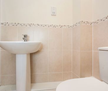 2 bedroom apartment to rent Brookbank Close, Cheltenham, GL50 - Photo 2