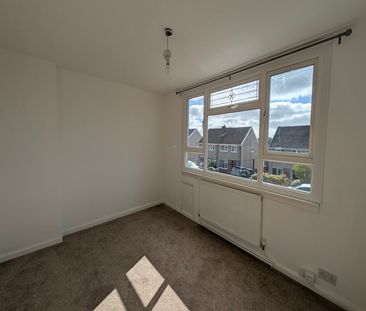 Ash Grove, Killay, Swansea, SA2 - Photo 5