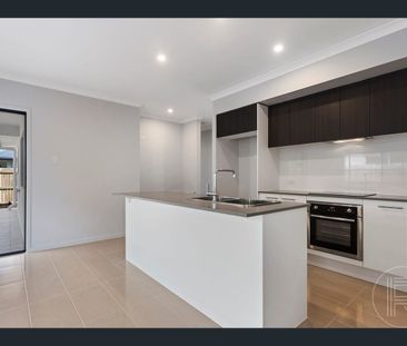 Modern Family Home in Brightwater - Photo 5