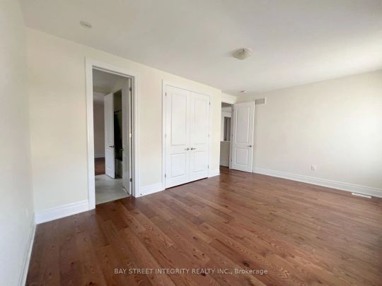 Detached Home For Lease | N9237784 - Photo 1