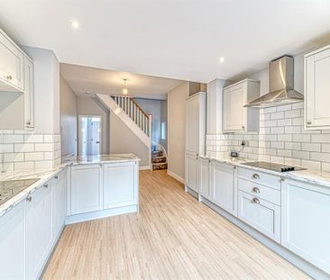 2 Bedroom Semi Detached To Let - Photo 5