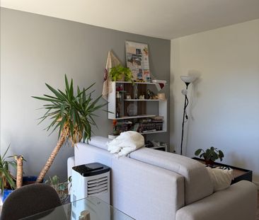 Location Appartement 3 pièces 62m² - Photo 2