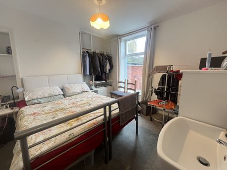 Crown Road, Great Yarmouth - Photo 5