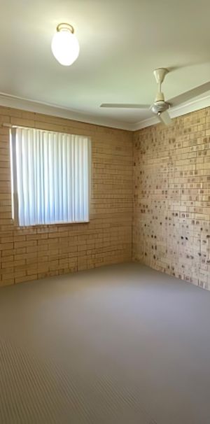 LOCATION, LOCATION, LOCATION - Photo 2