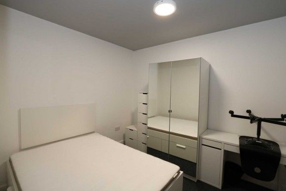 3 Bed - Kings Court 14 New Development Fully Furnished Student Acc... - Photo 1