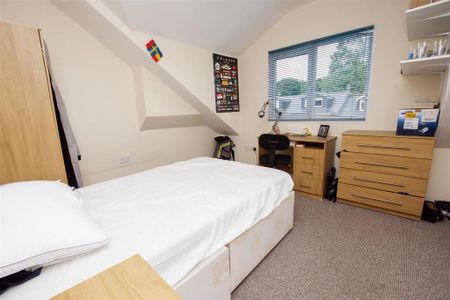 6 bedroom house to rent - Photo 3