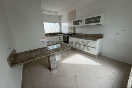 Casa assobradada para locação em excelente localização no Aruã - Photo 5