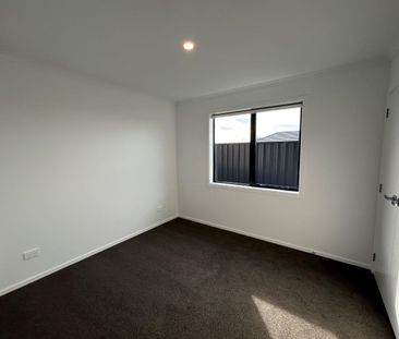 Near New Sunny Home - Papamoa Beach - Photo 4