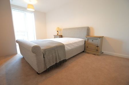 Windsor Road, Slough, Berkshire,SL1 - Photo 2